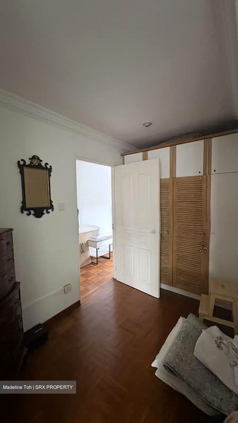 Jalan Lim Tai See (D10), Terrace #559570431